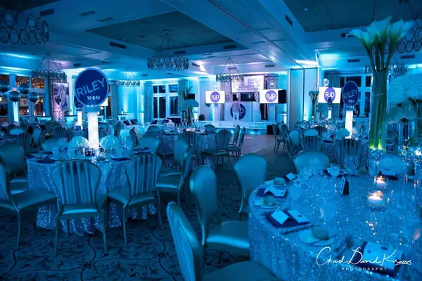 Turquoise LED Uplighting