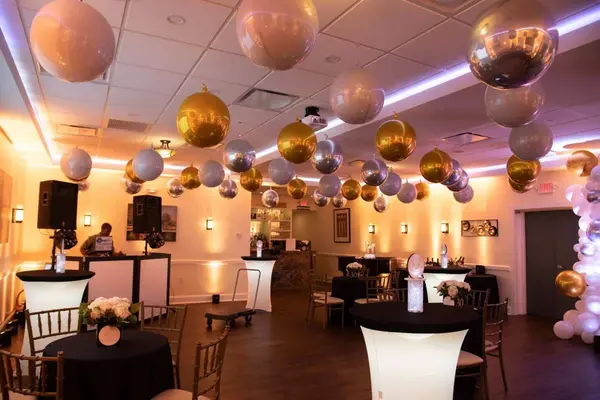 Gold LED Uplighting
