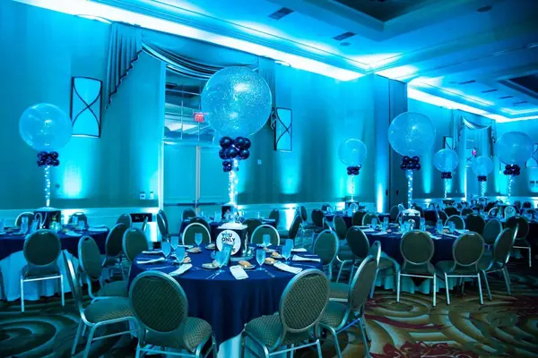 Navy and Silver Balloon Centerpieces