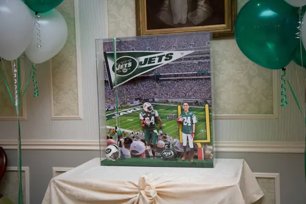 Jets Sign in Board