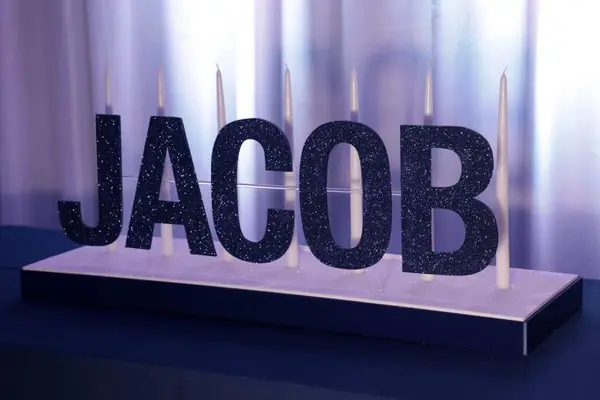 Simple Bar Mitzvah Candle Lighting Display