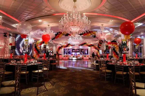 Red, Black and Gold Balloon Wrap
