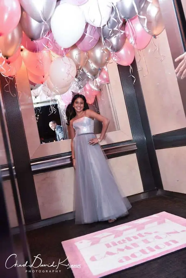 Bat Mitzvah Elevator Decor