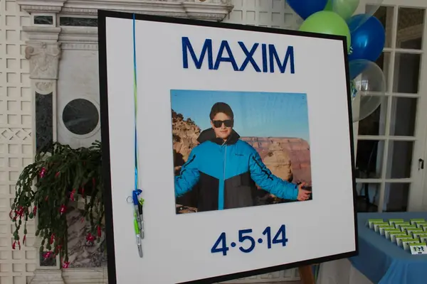Photo Sign in Board