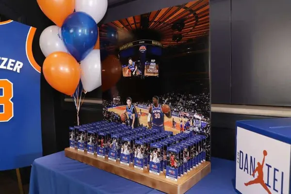 Knicks Stadium Seating Card Display