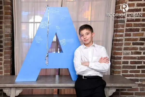 3D Letter Sign in Board