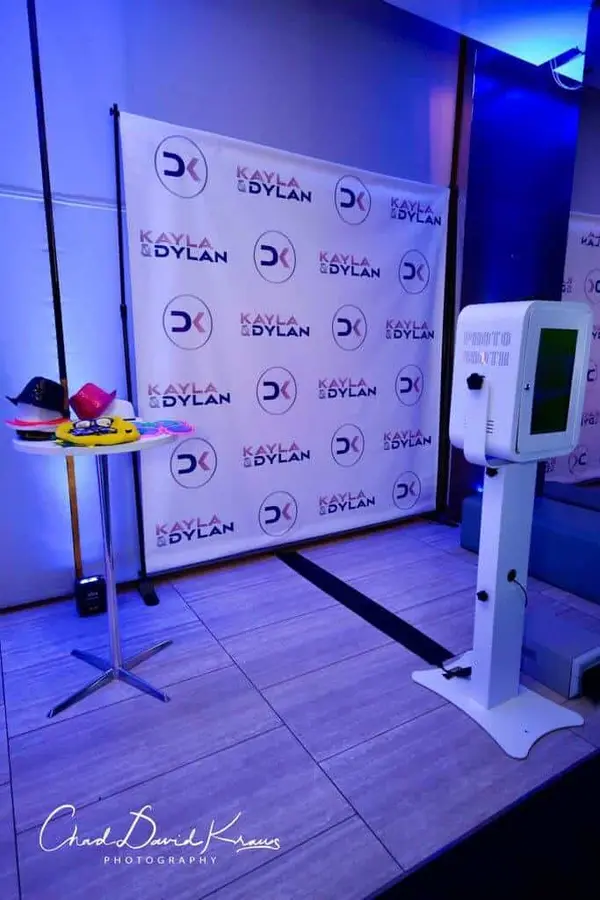 B'nai Mitzvah Step and Repeat