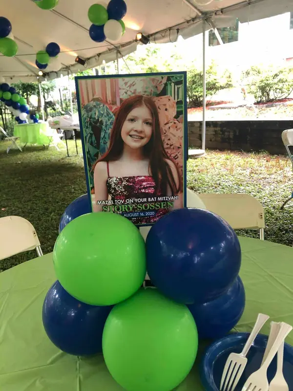 Custom Balloon Centerpiece