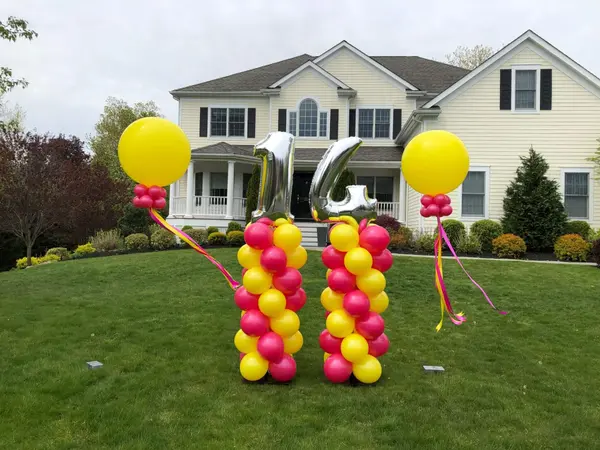 Balloon Number Columns