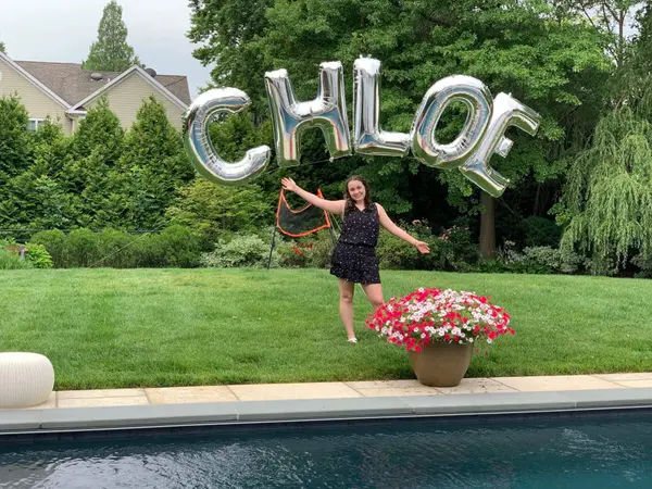 Mylar Name Arch