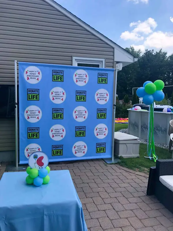 Kidney Anniversary Step and Repeat