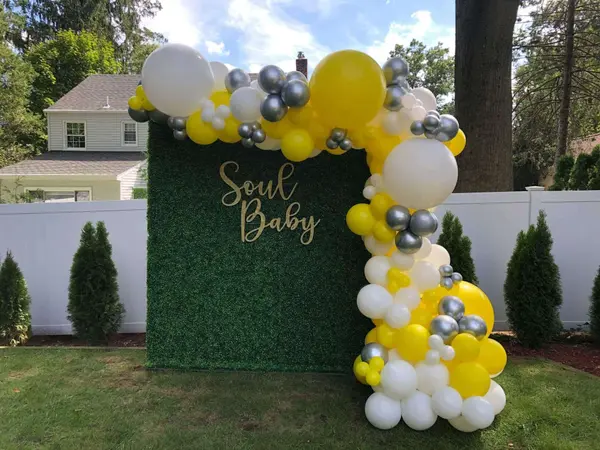 Organic Balloon Garland