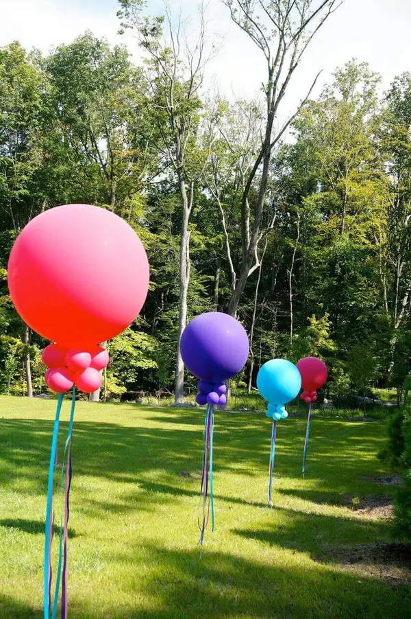 Outdoor Balloons