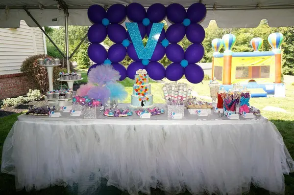 Custom Balloon Wall