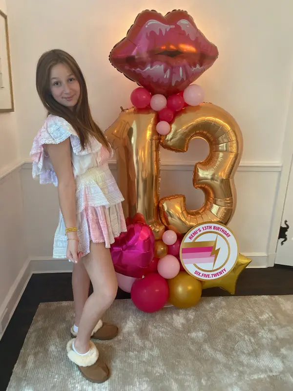 Hearts & Lips Balloon Bouquet