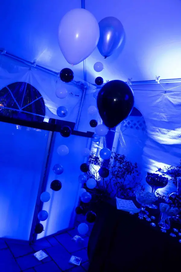 Balloon Bubble Strands