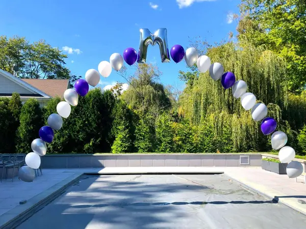 Simple Letter Balloon Arch