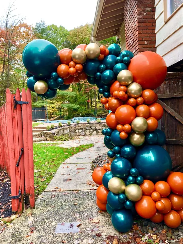 Rustic Themed Balloon Arch