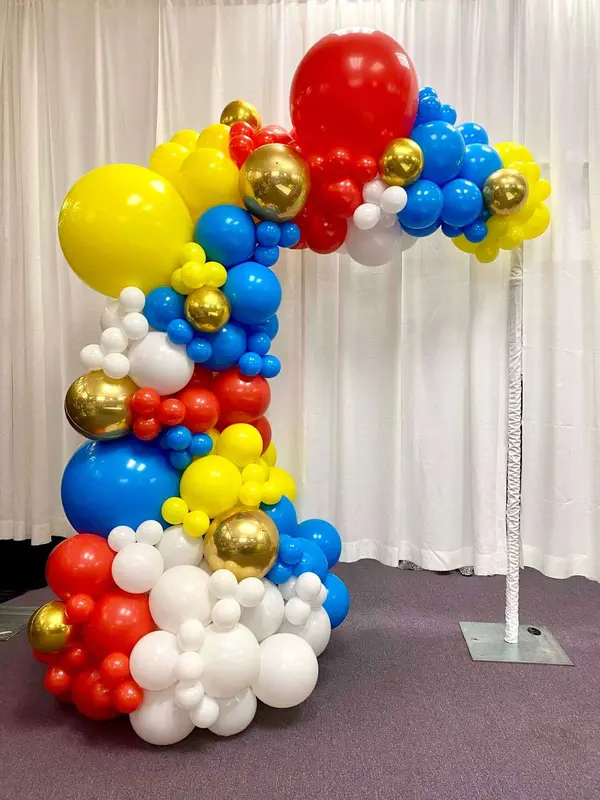 Organic Half Balloon Arch