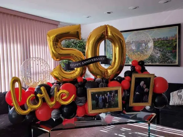 Anniversary Fancy Balloon Bouquet