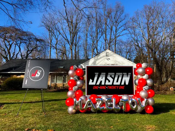 Balloon Garland with Backdrop