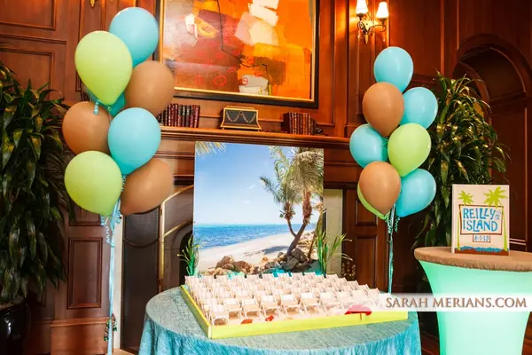 Tropical Seating Card Display