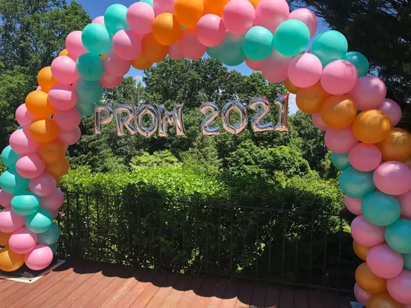 Prom Balloon Arch