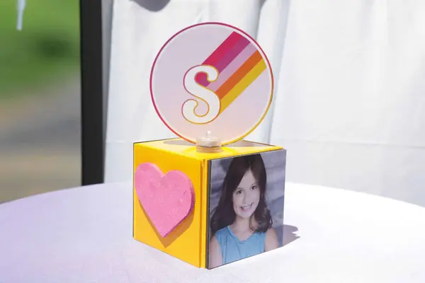 Mini Cube Lounge Centerpiece