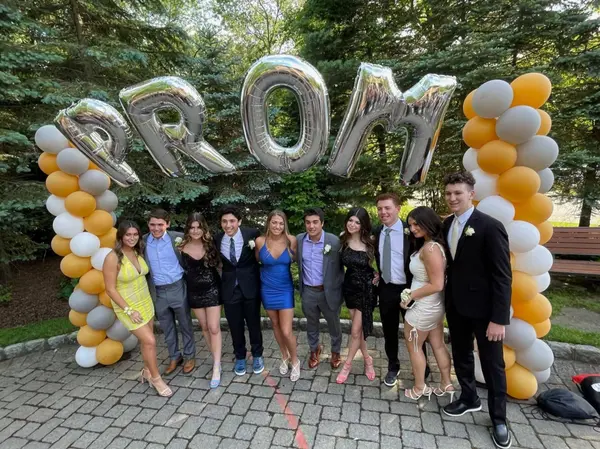 Mylar Name in Balloons