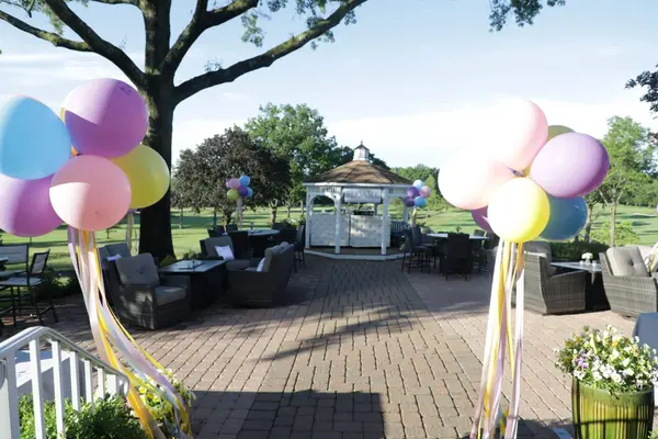 Free Standing Balloon Bunches
