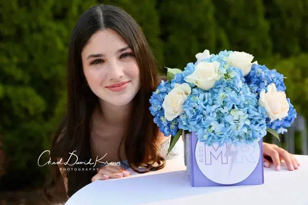 Mini Cube for Floral Centerpiece