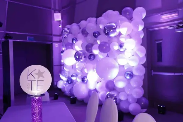 Lavender and White Organic Balloon Wall