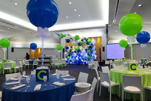 Blue and Lime Cube andBalloon Centerpiece