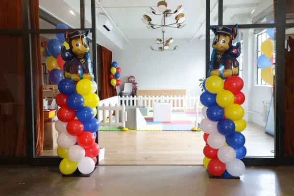 Paw Patrol Balloon Column