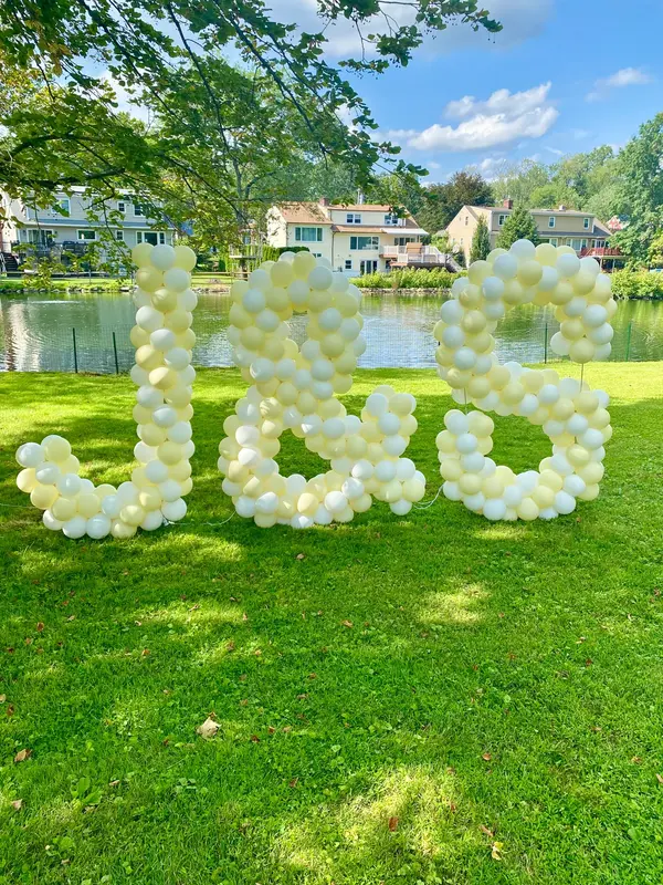 Balloon Letters Sculpture