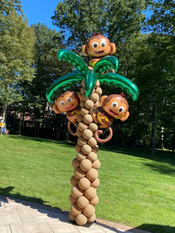 Palm Tree Balloon Sculpture