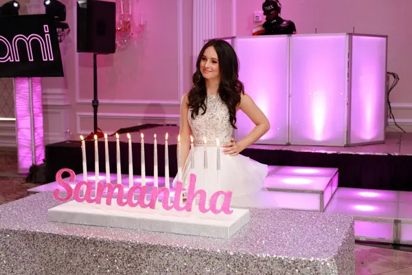 Glitter Candle Lighting Display
