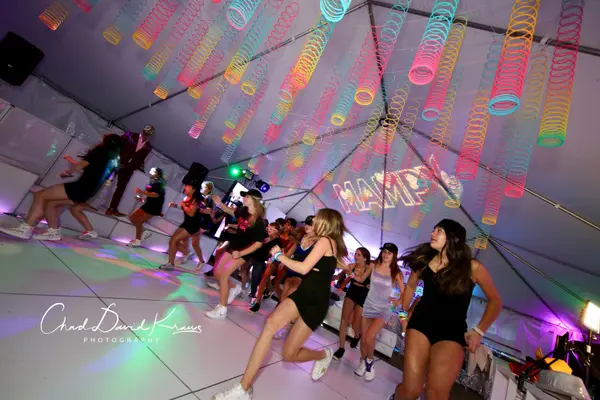 Slinky Dance Floor Ceiling