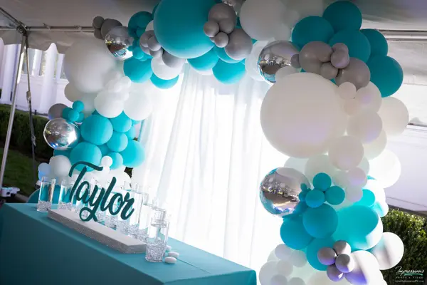 Turquoise Organic Balloon Arch
