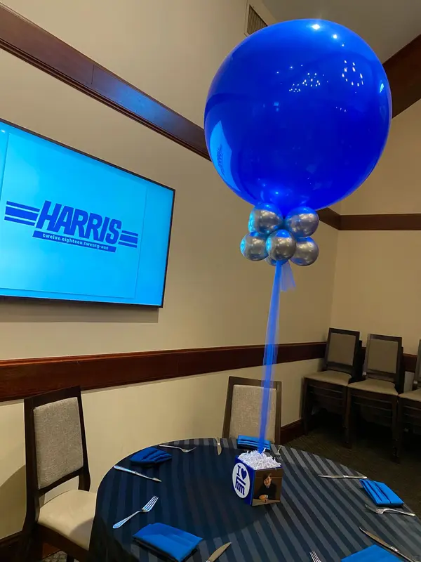Custom Balloon & Cube Base Centerpiece
