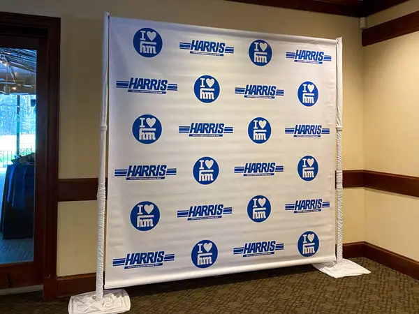 Custom Step andRepeat with Logos