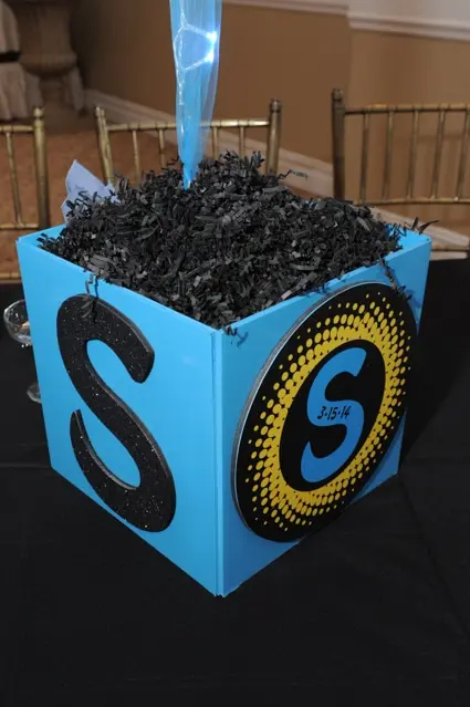 Club Themed Photo Cube