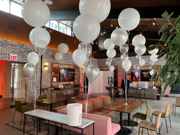Floating Bubble Balloon Centerpiece