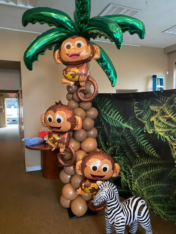 Palm Tree Balloon Sculpture