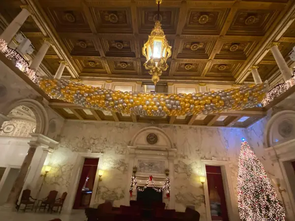 Gold and Silver Balloon Net Drop