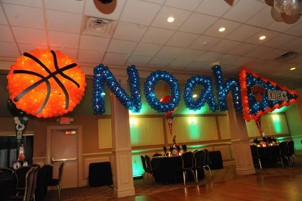 Basketball Name in Balloons