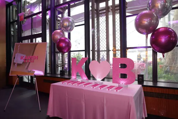 Glitter Initial & Heart Display