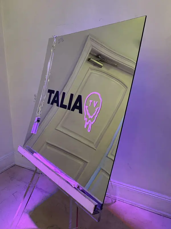 Mirror Sign in Board