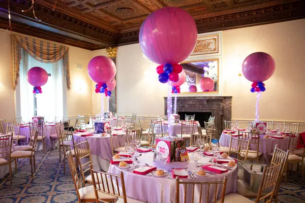 Pink Marble Balloon Centerpiece