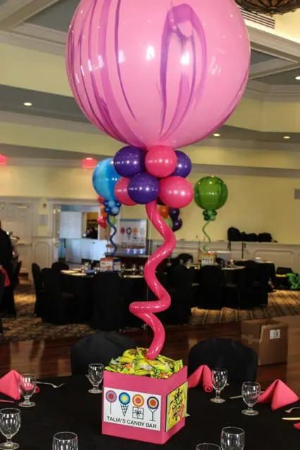 Candy Centerpiece with Marble Balloon